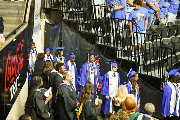 grad-16