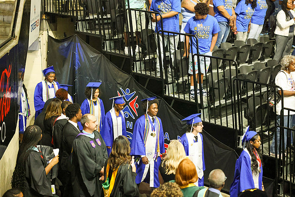 grad-17