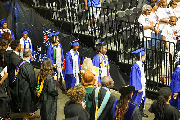 grad-18